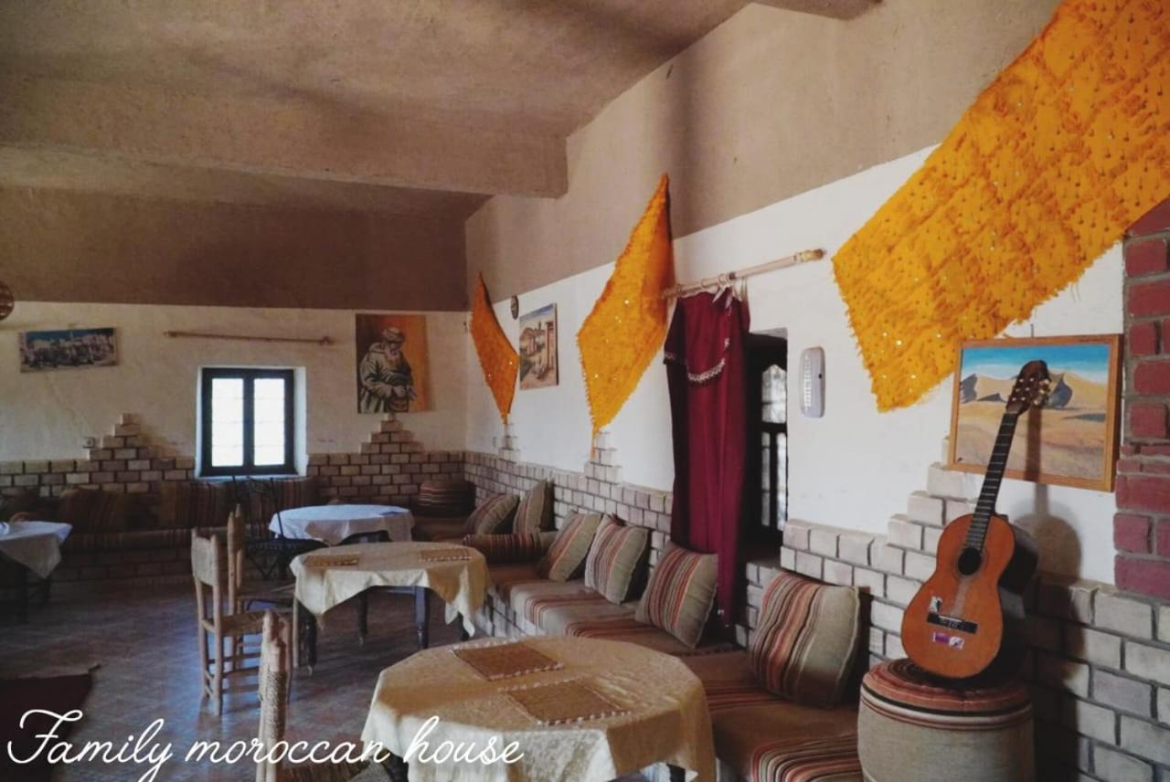 Family Moroccan House Merzouga Exterior photo